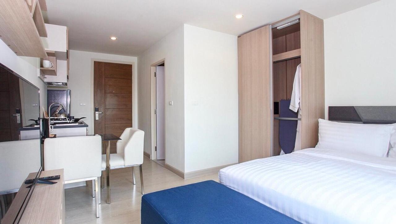 Niche Mono Sukhumvit 50 By Ariva Bangkok Exterior photo